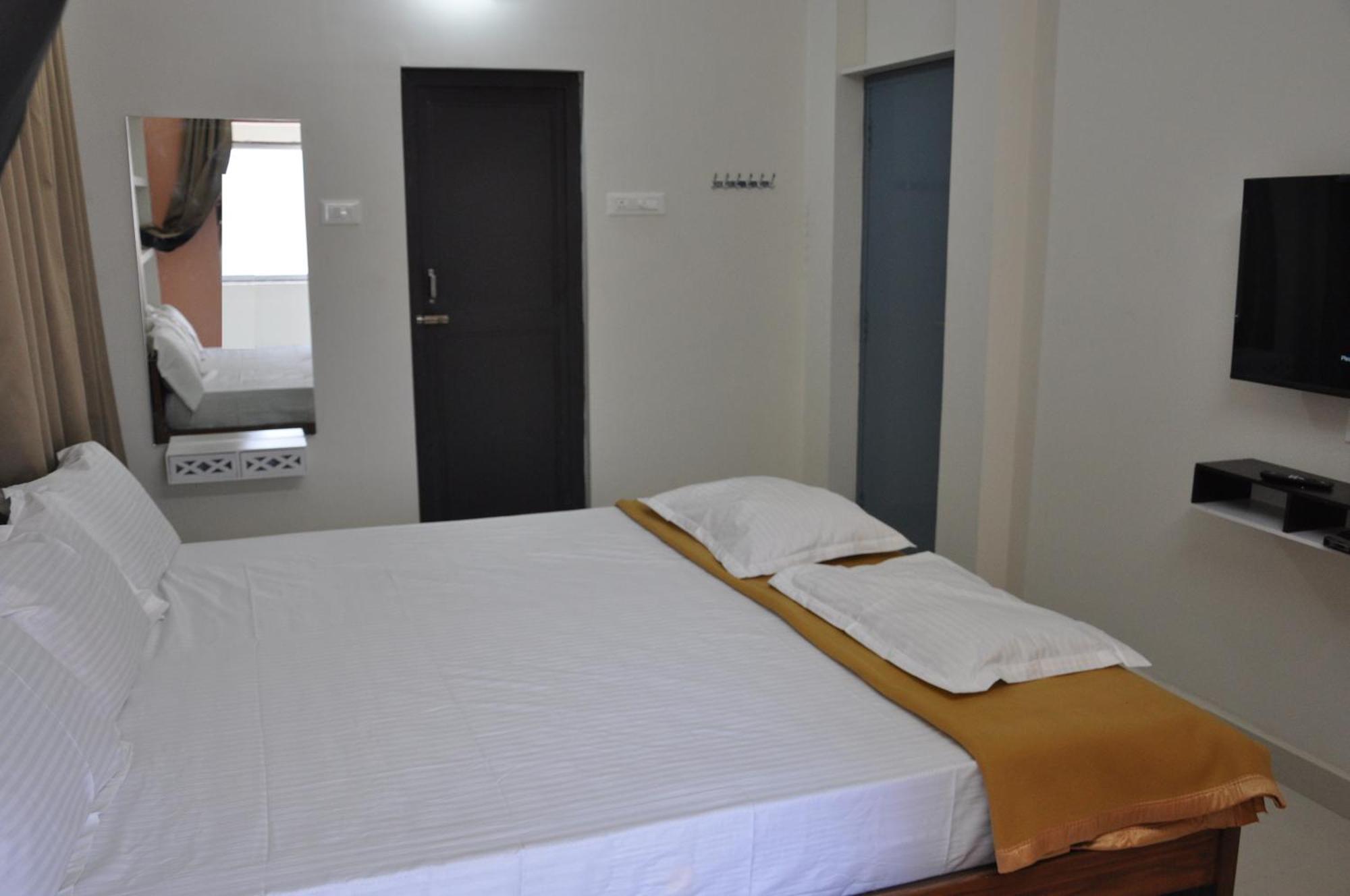 Alaya Rooms Tiruchirappalli Dış mekan fotoğraf